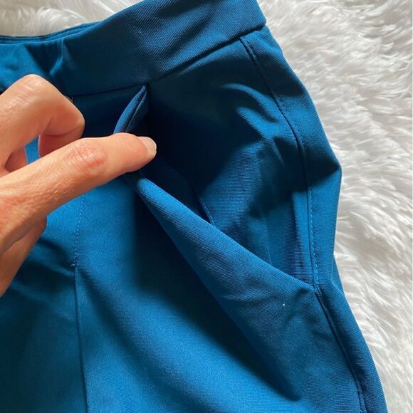 Lululemon Long Story Short Pleated Blue Sweat Wicking Stretch Relaxed Size 6 - Picture 4 of 9